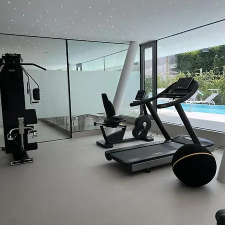 Apartment Luxury Pool, Spa, Gym