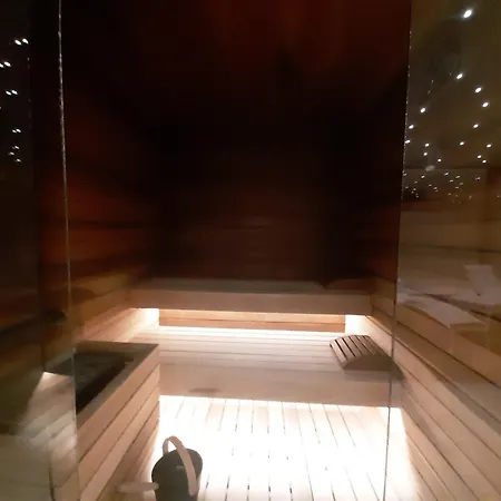 Lägenhet Luxury Pool, Spa, Gym