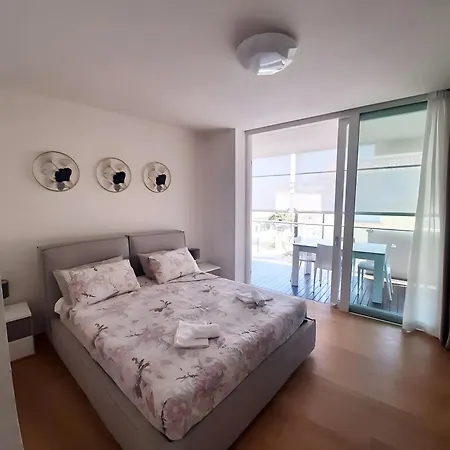 Luxury Pool, Spa, Gym * לידו די ג'סולו